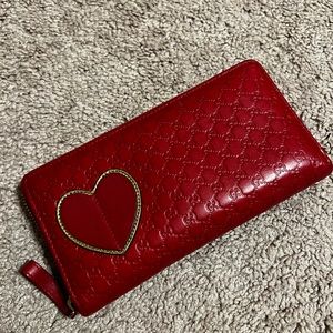 Aunthentic Gucci wallet